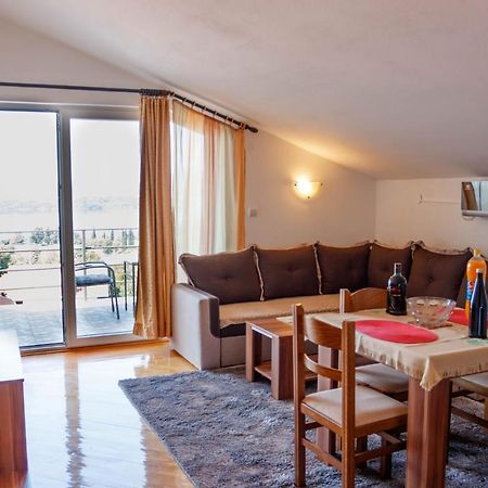 Apartmani Petar Тиват Экстерьер фото