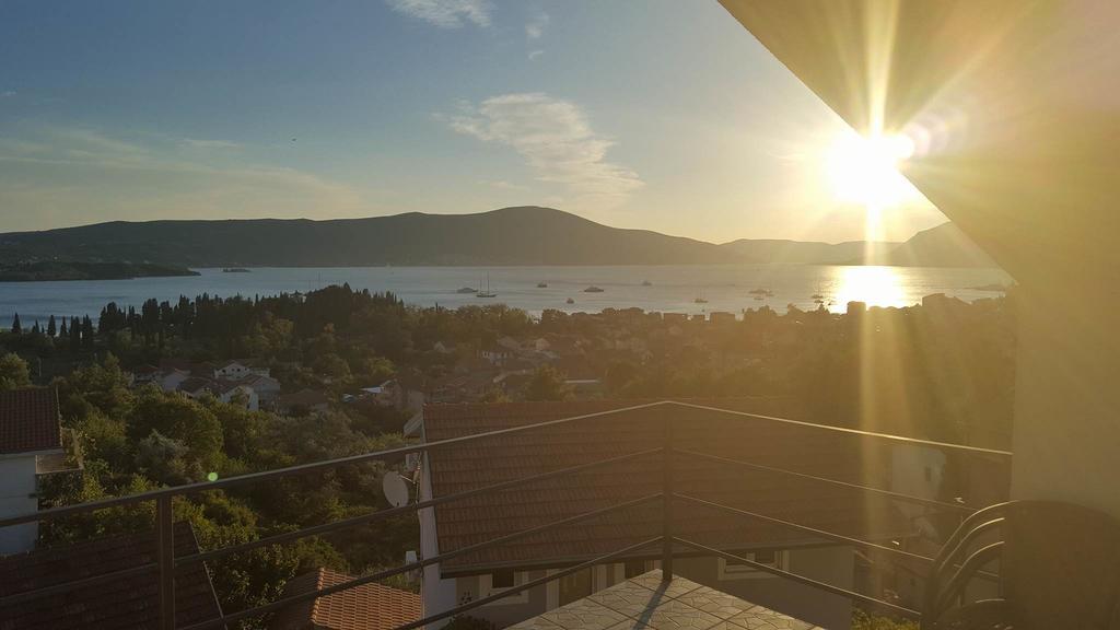 Apartmani Petar Тиват Экстерьер фото