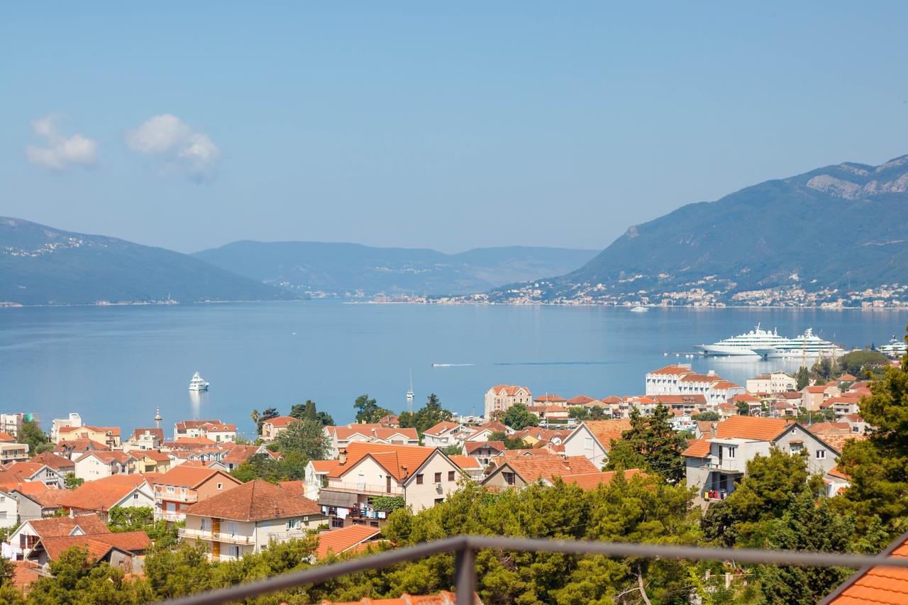 Apartmani Petar Тиват Экстерьер фото