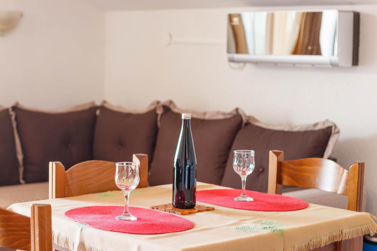Apartmani Petar Тиват Экстерьер фото