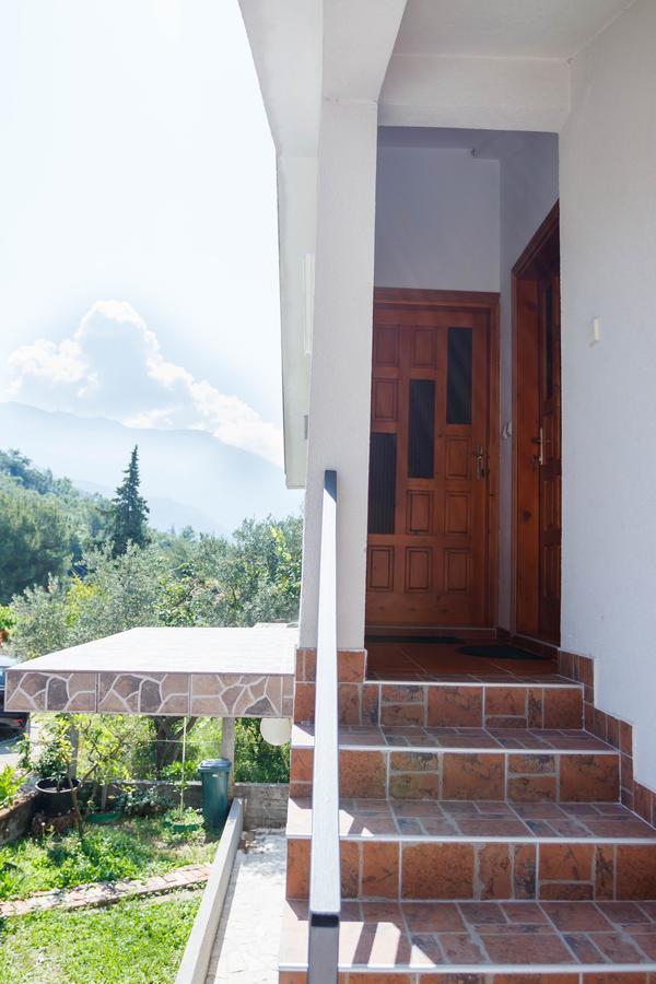 Apartmani Petar Тиват Экстерьер фото