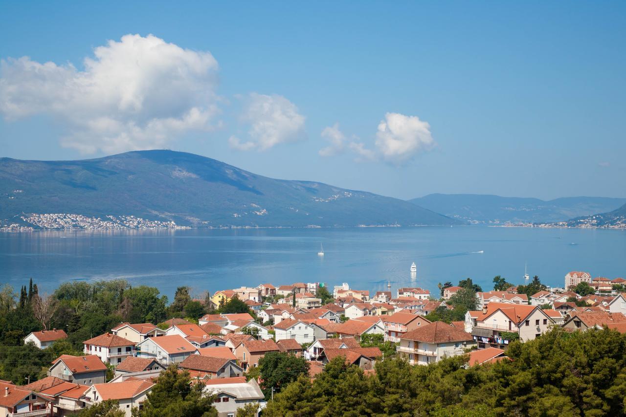 Apartmani Petar Тиват Экстерьер фото
