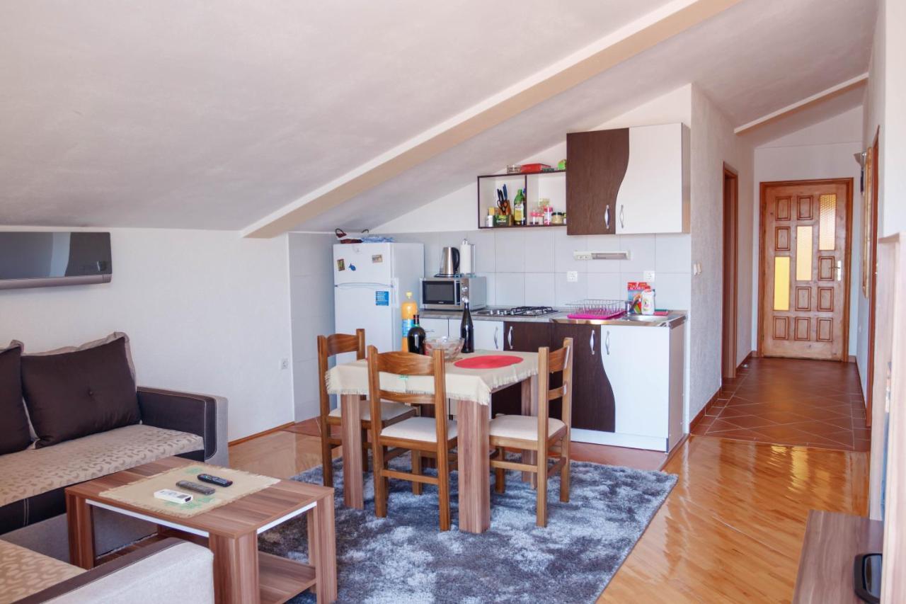 Apartmani Petar Тиват Экстерьер фото